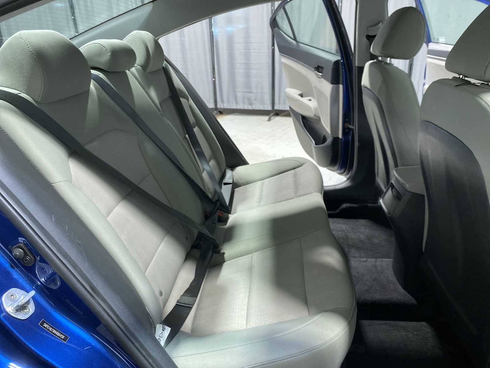 Thumbnail: 2017 Hyundai Elantra - 13