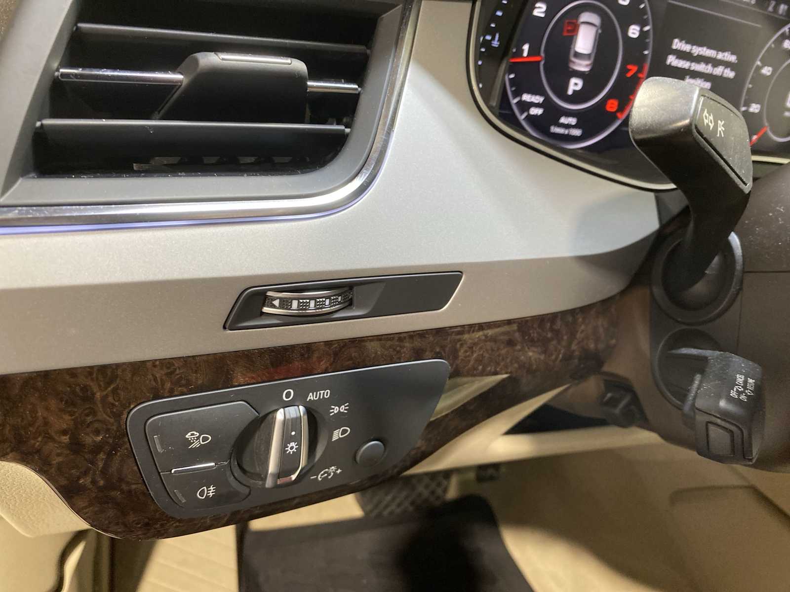 Thumbnail: 2019 Audi Q7 - 24