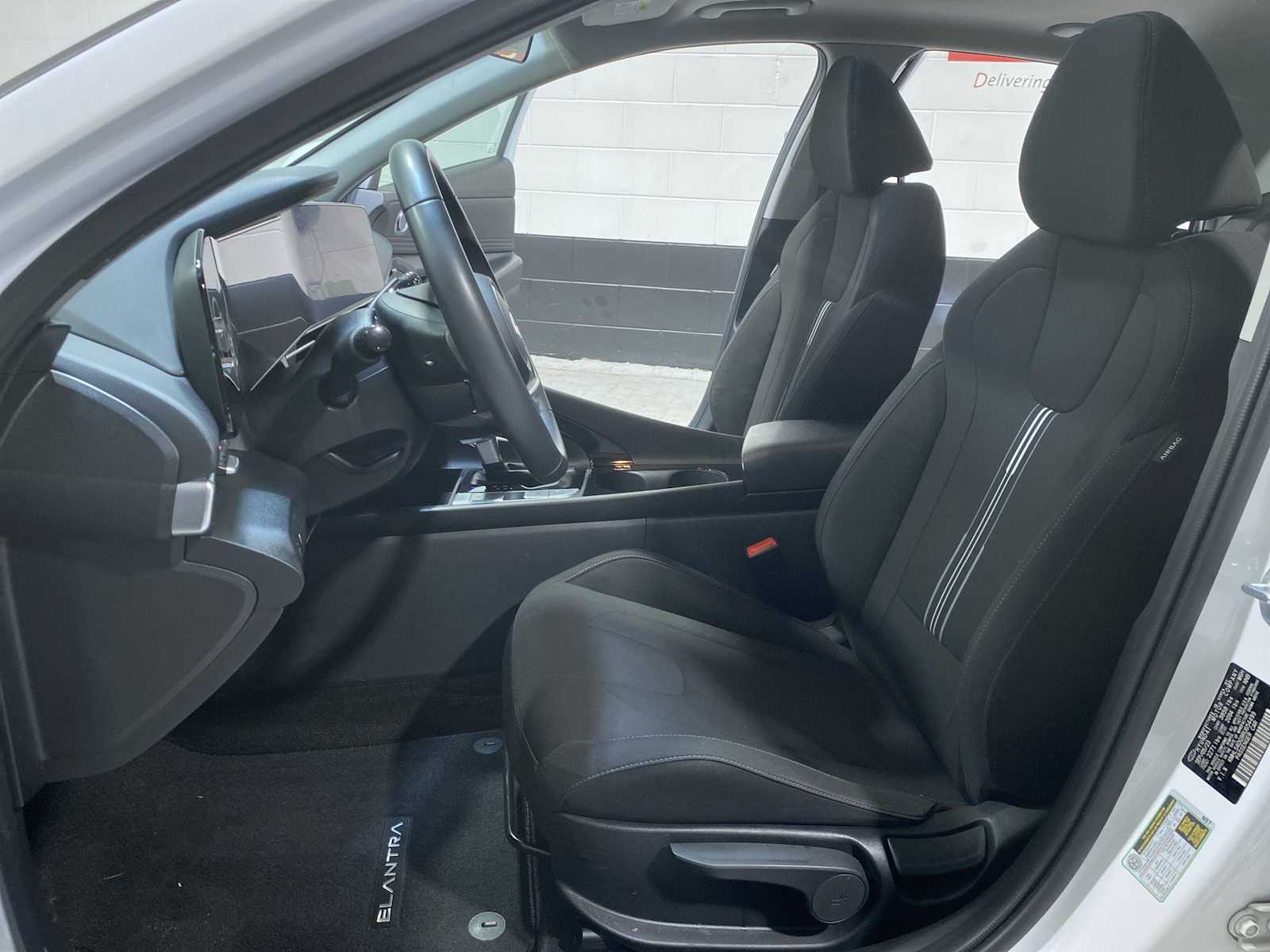 Thumbnail: 2024 Hyundai Elantra - 11