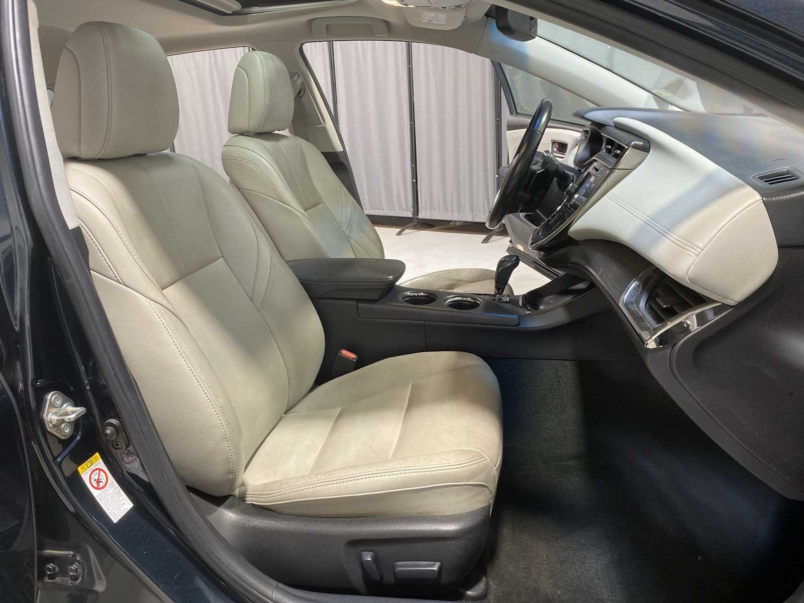 Thumbnail: 2016 Toyota Avalon - 14