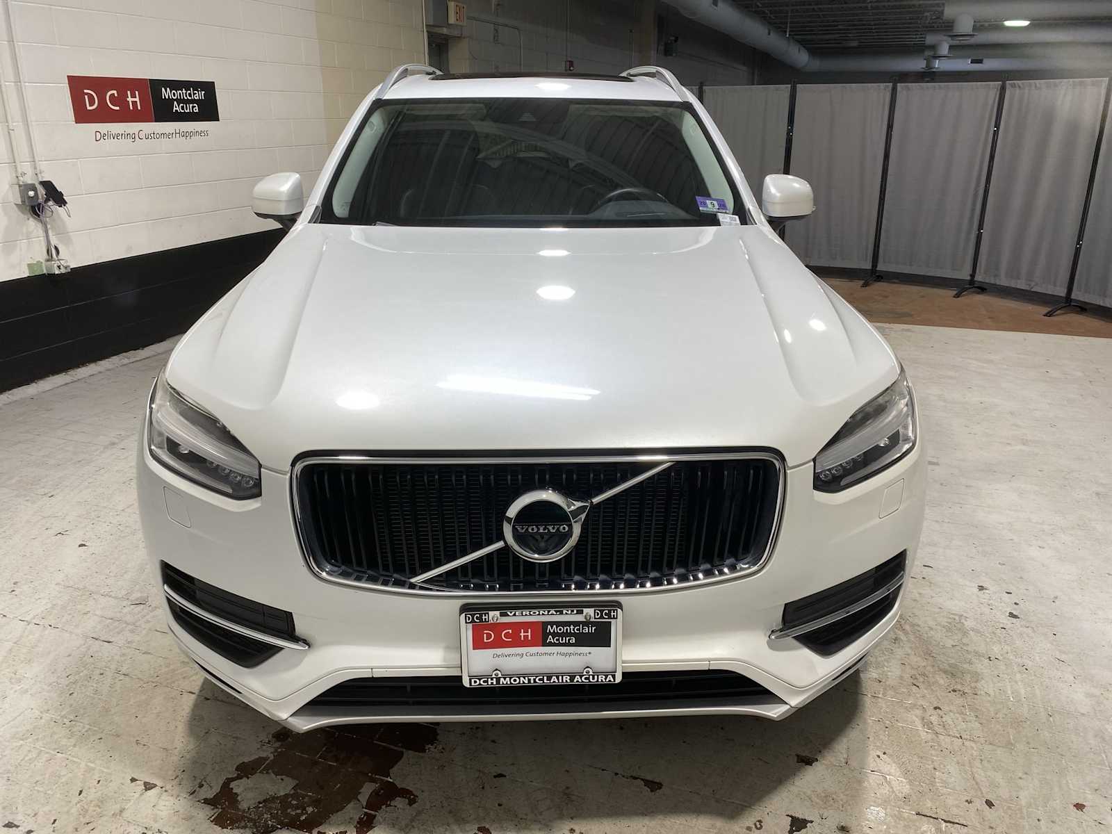 Thumbnail: 2017 Volvo XC90 - 6