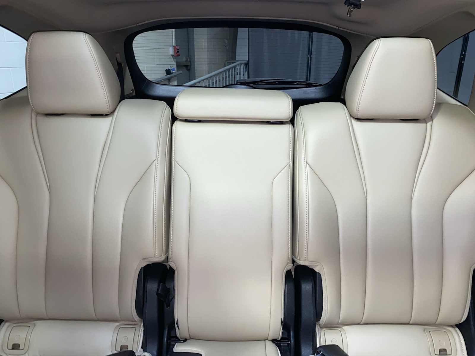 Thumbnail: 2023 Acura MDX - 22