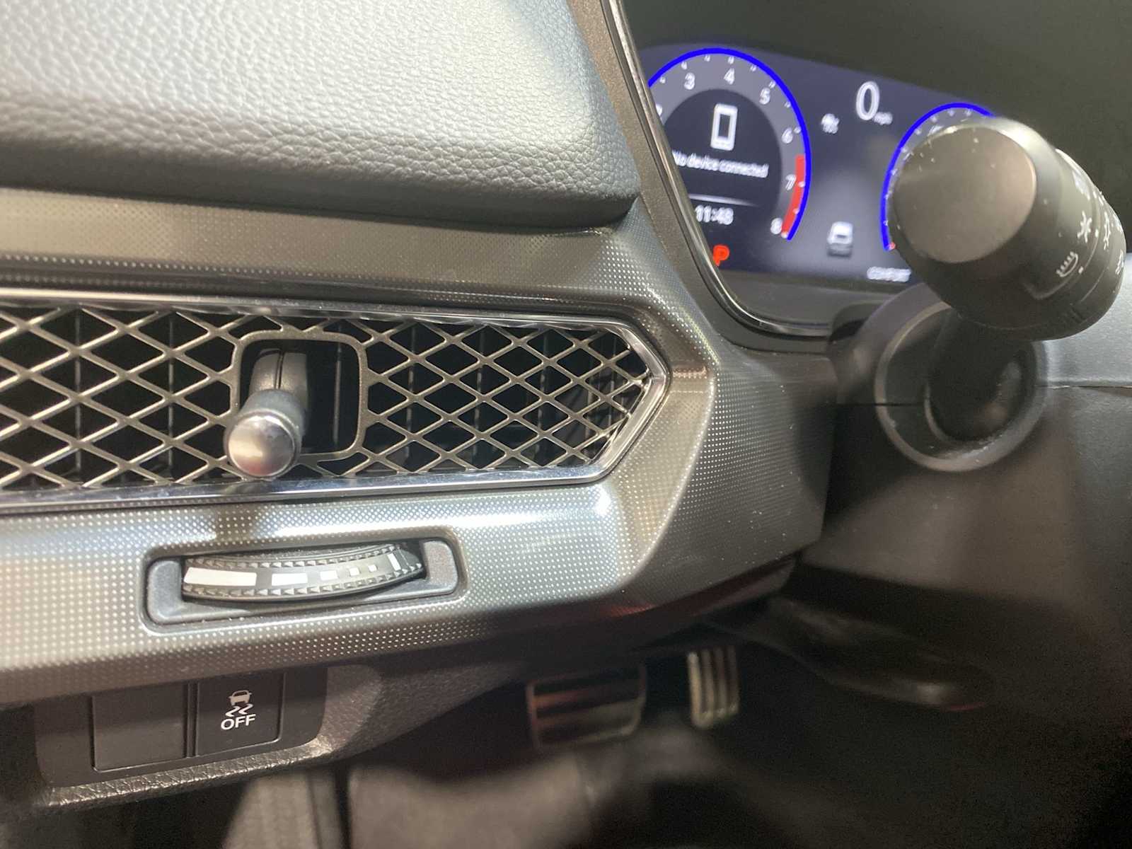 Thumbnail: 2023 Acura Integra - 24