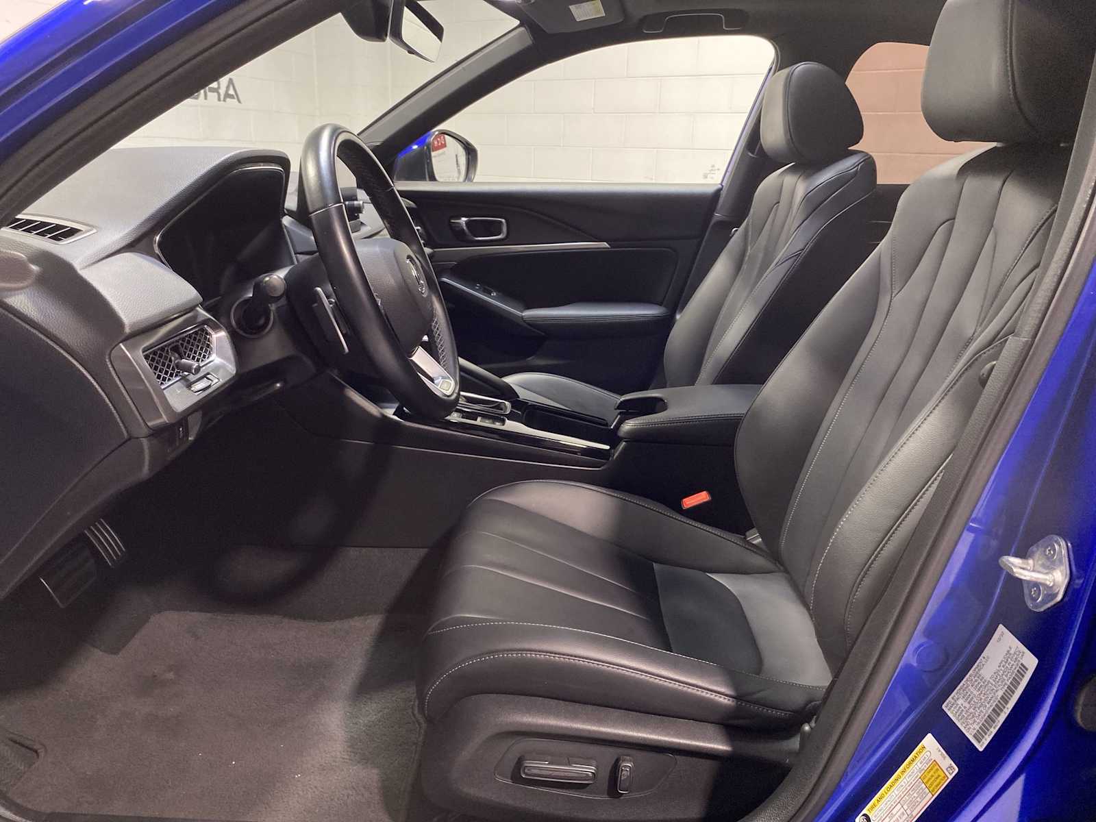 Thumbnail: 2023 Acura Integra - 2