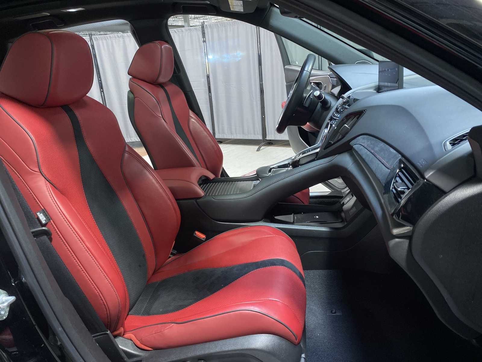 Thumbnail: 2023 Acura RDX - 14