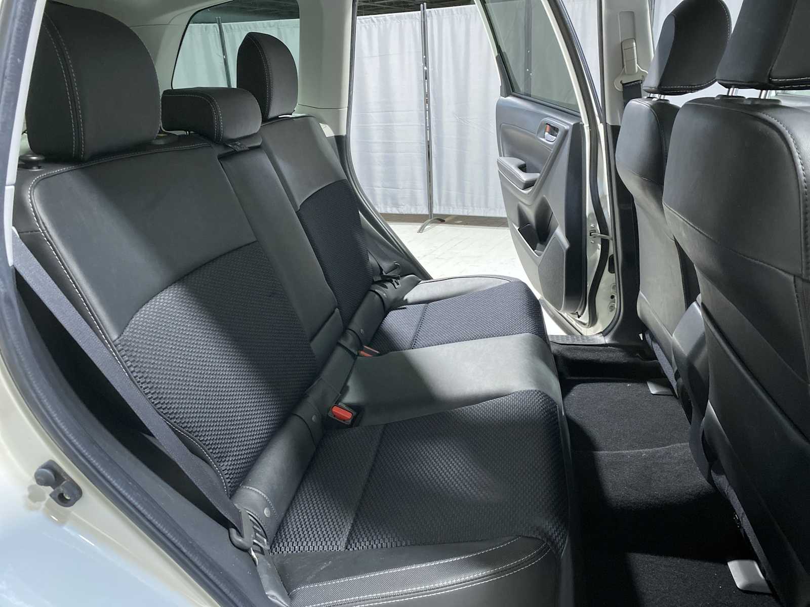 Thumbnail: 2017 Subaru Forester - 13