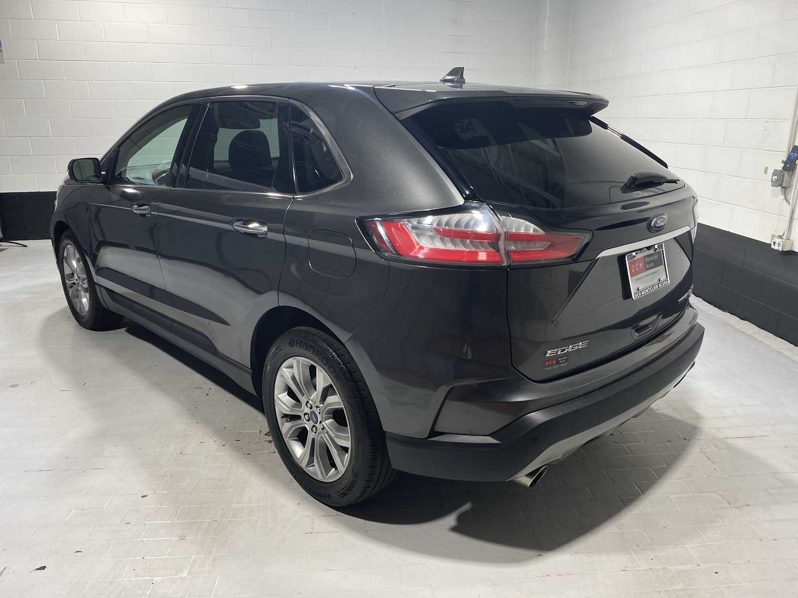 Thumbnail: 2019 Ford Edge - 4