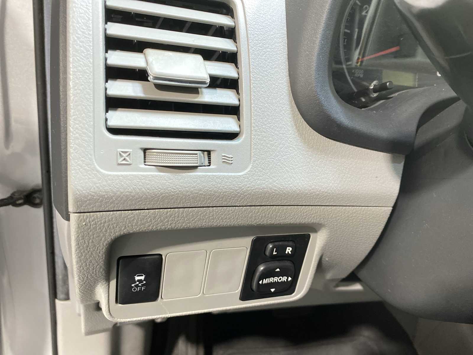 Thumbnail: 2012 Toyota Corolla - 24