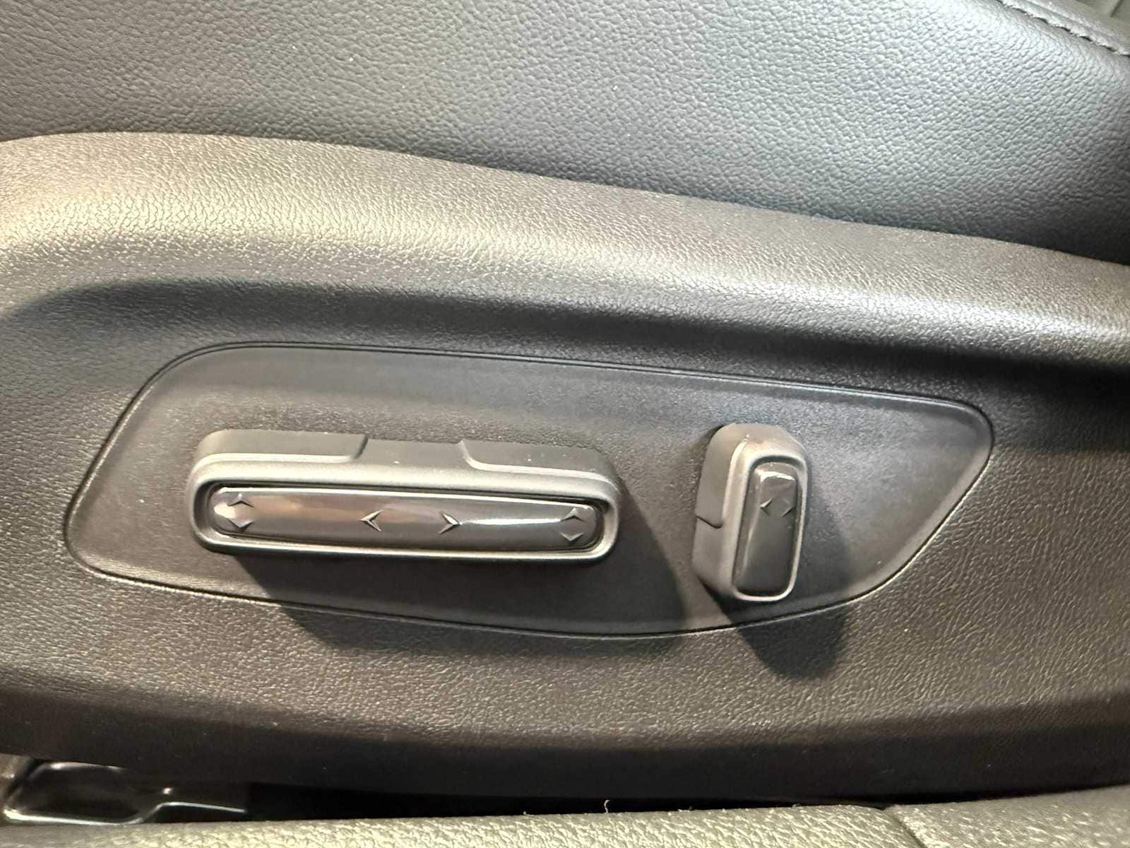 Thumbnail: 2026 Acura Integra - 18