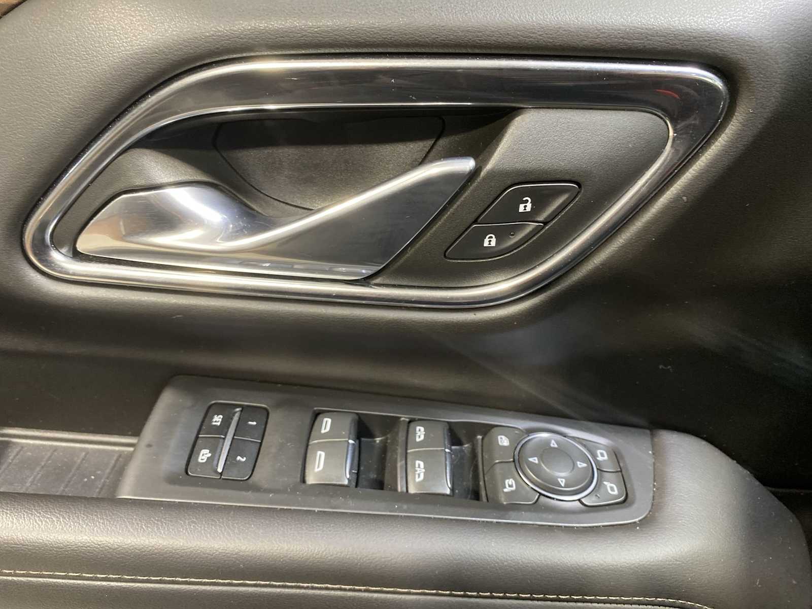 Thumbnail: 2023 Chevrolet Tahoe - 23