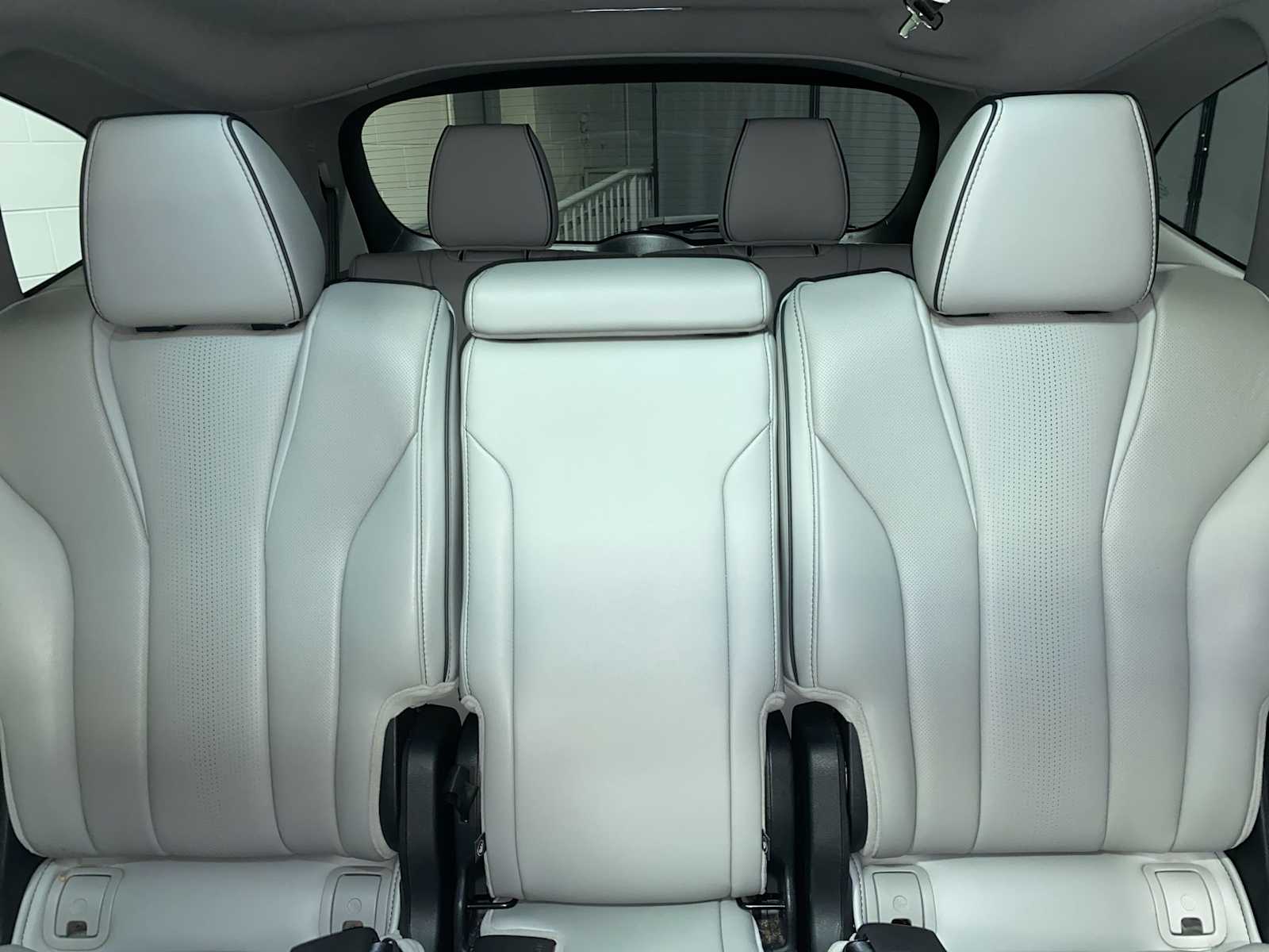 Thumbnail: 2023 Acura MDX - 22