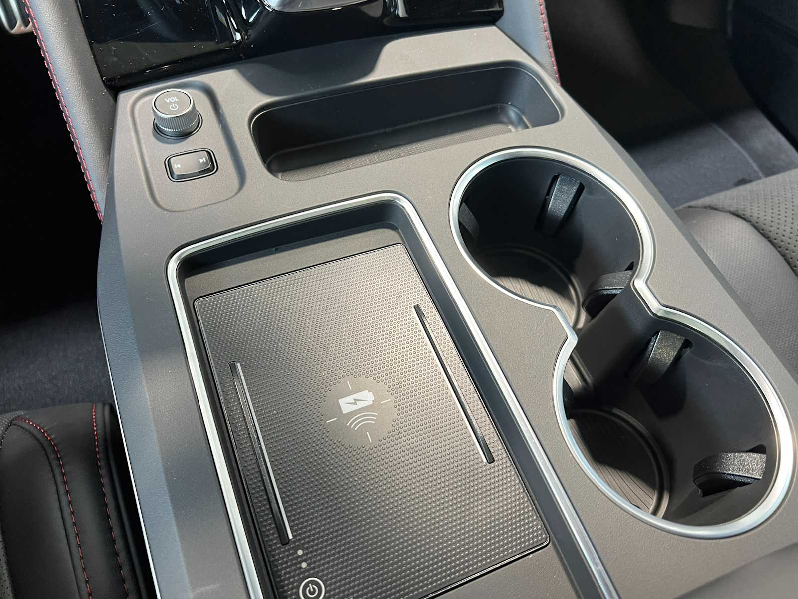 Thumbnail: 2026 Acura MDX - 21