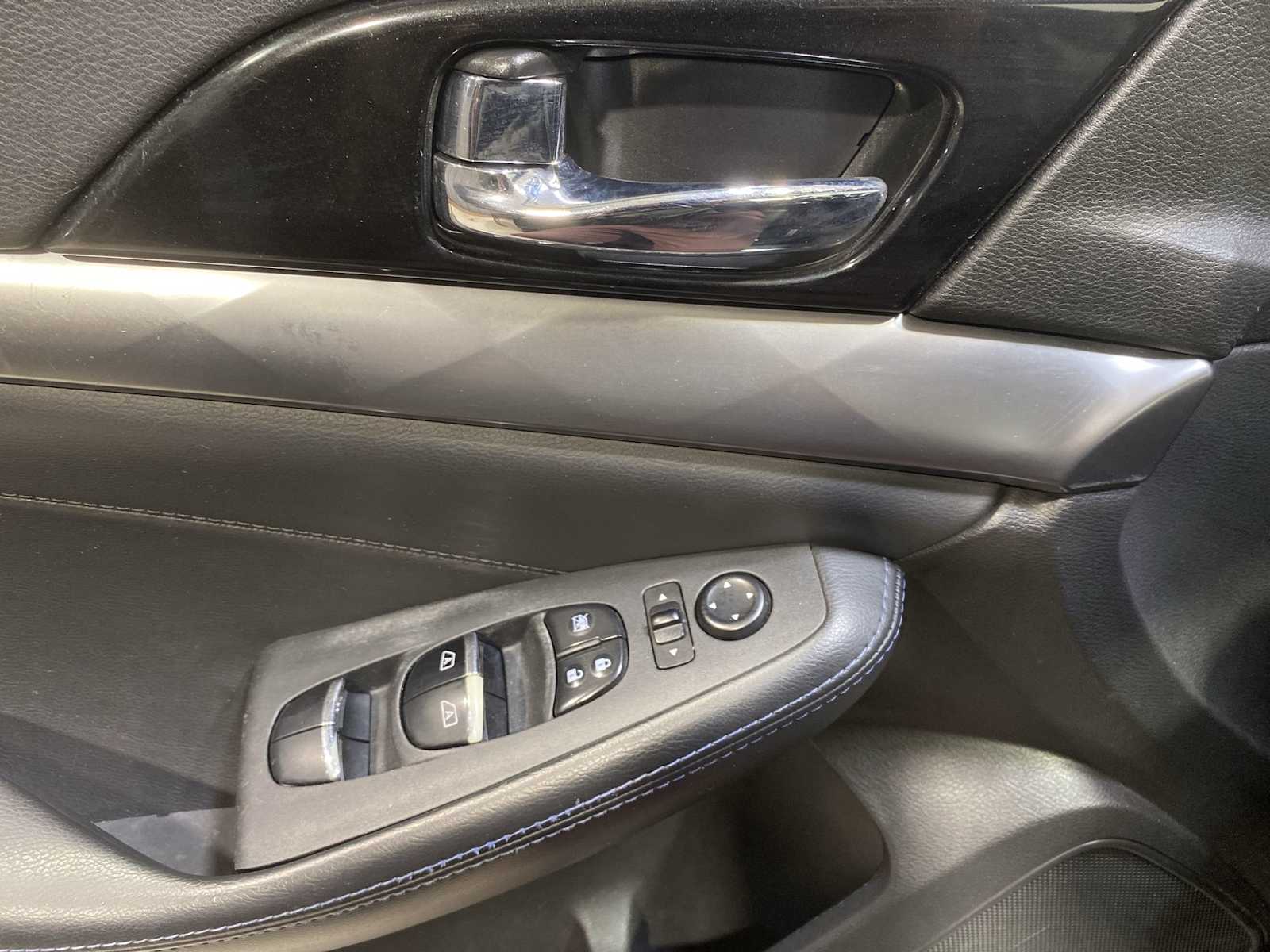 Thumbnail: 2017 Nissan Maxima - 24