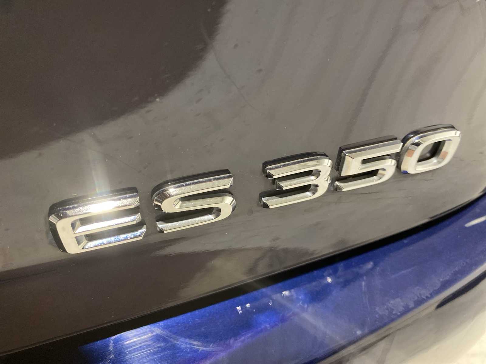 Thumbnail: 2015 Lexus ES - 7