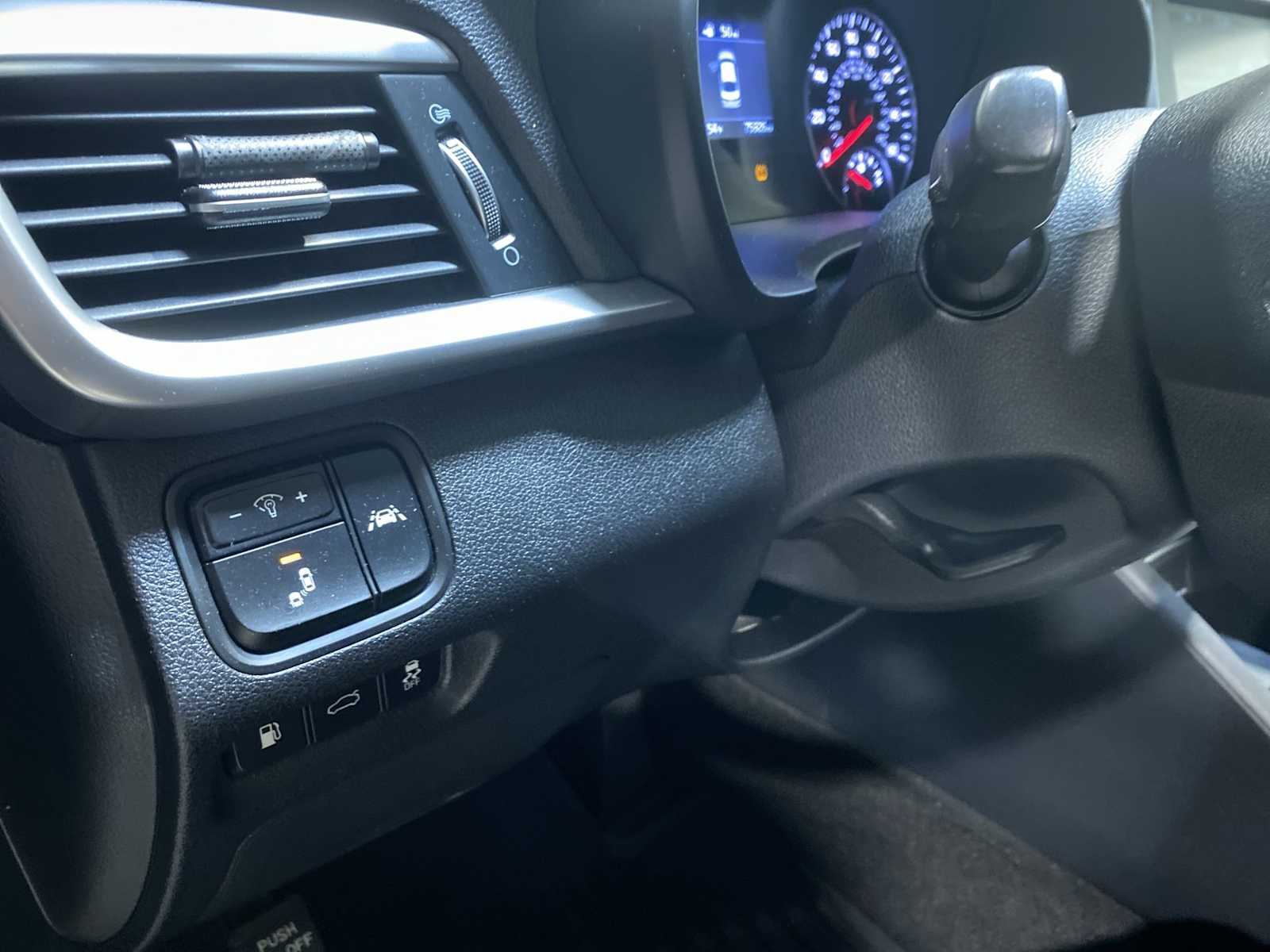 Thumbnail: 2019 Kia Optima - 27