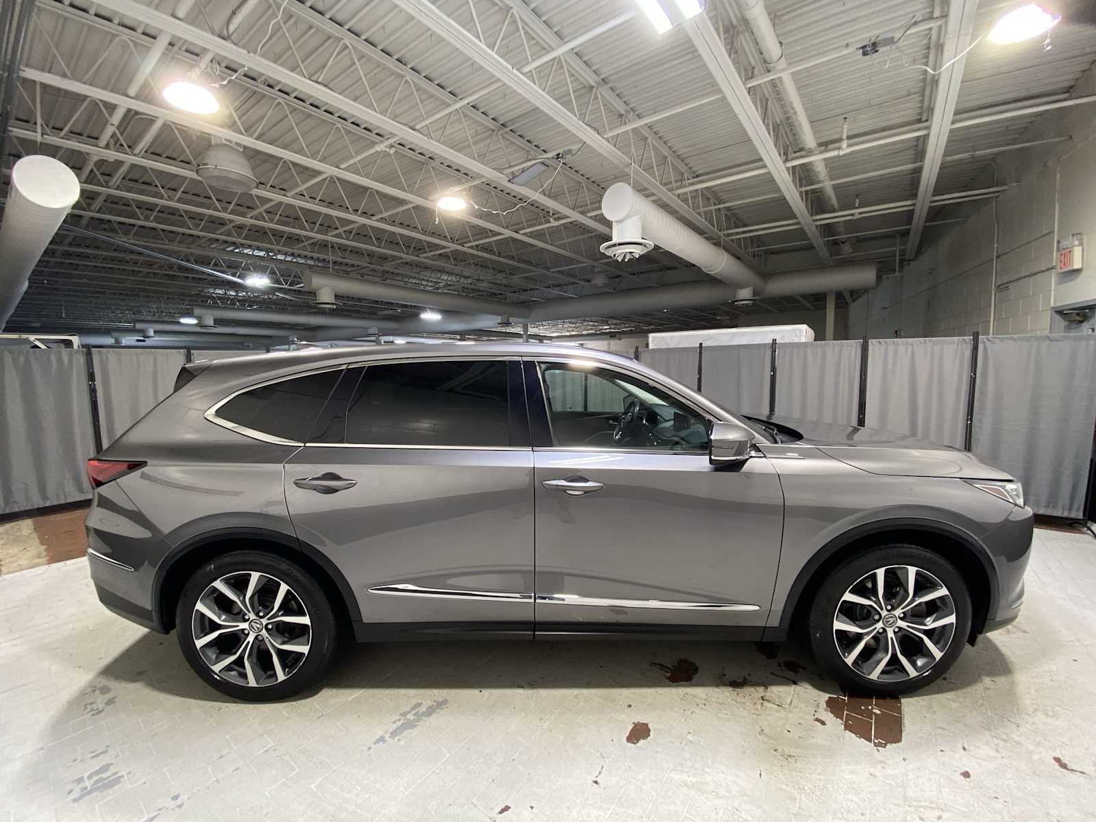 Thumbnail: 2023 Acura MDX - 27