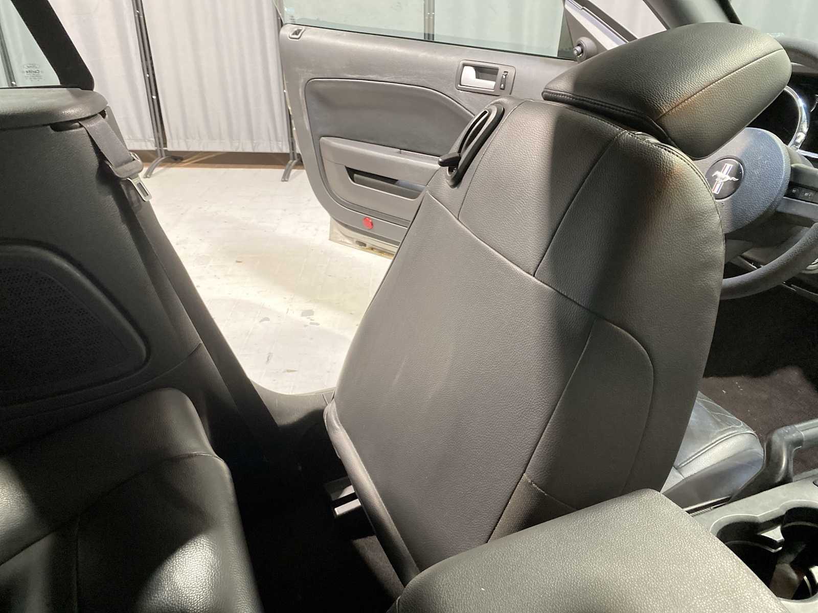 Thumbnail: 2008 Ford Mustang - 12