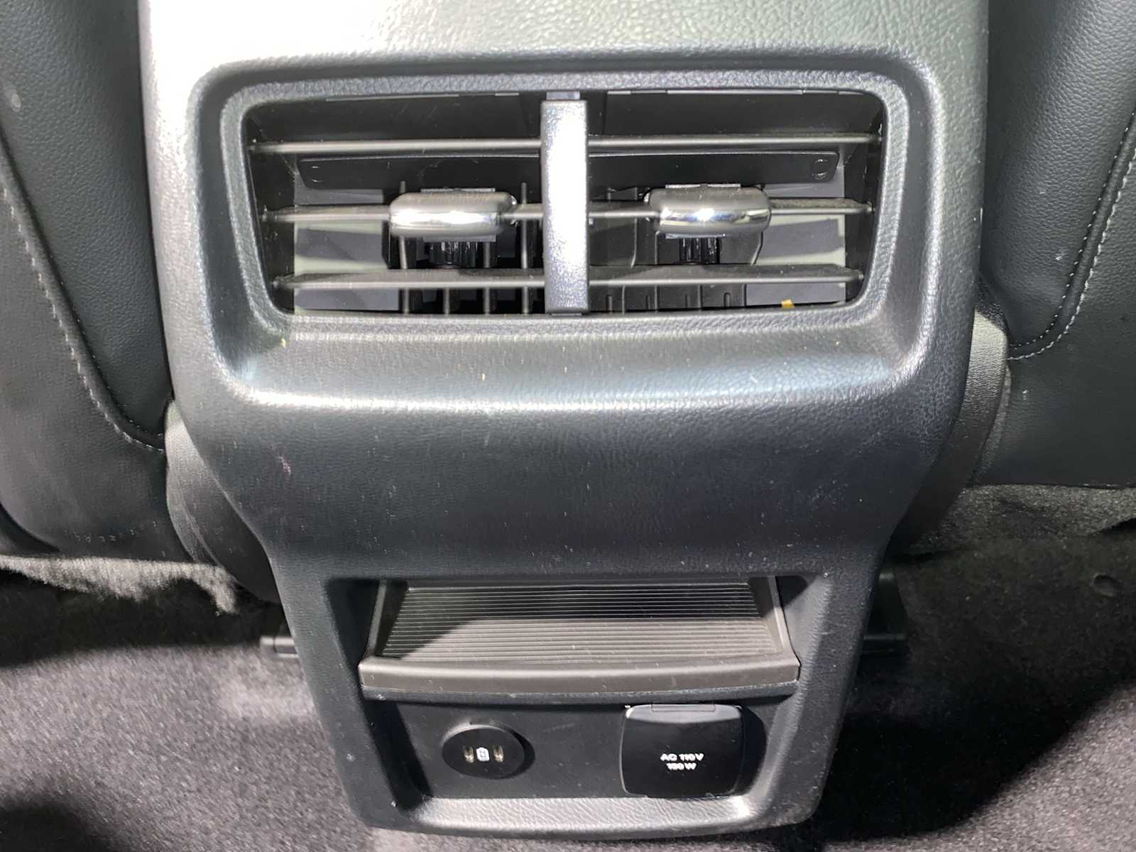 Thumbnail: 2022 Ford Edge - 25