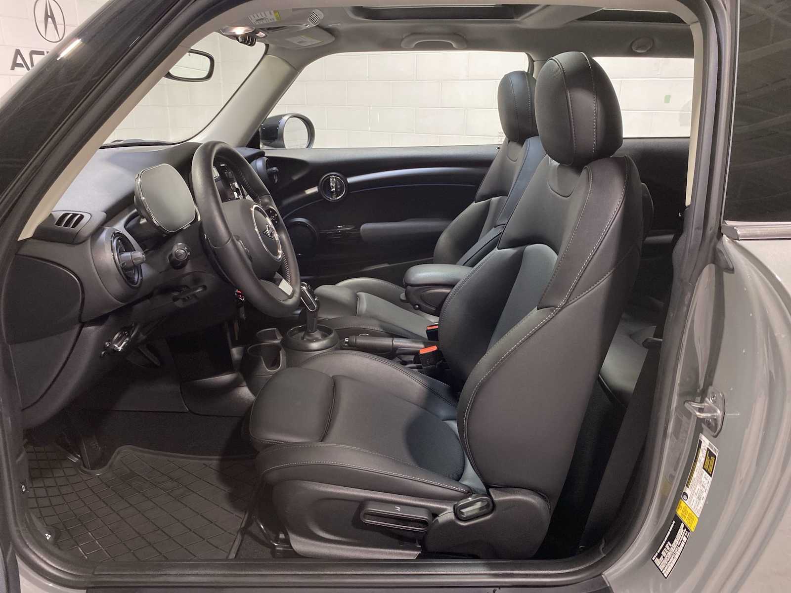 Thumbnail: 2023 MINI Cooper Hardtop - 2