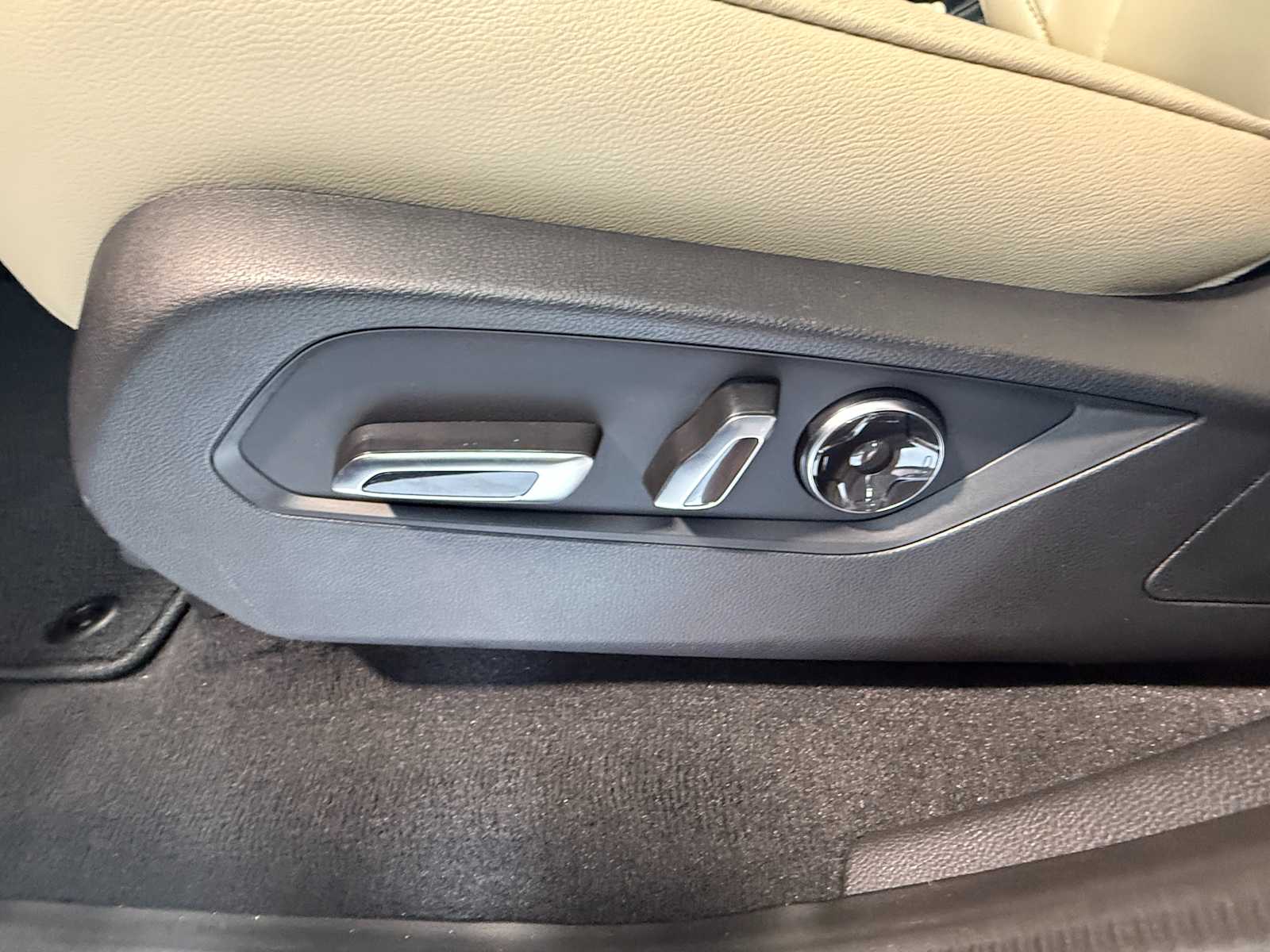 Thumbnail: 2026 Acura MDX - 18