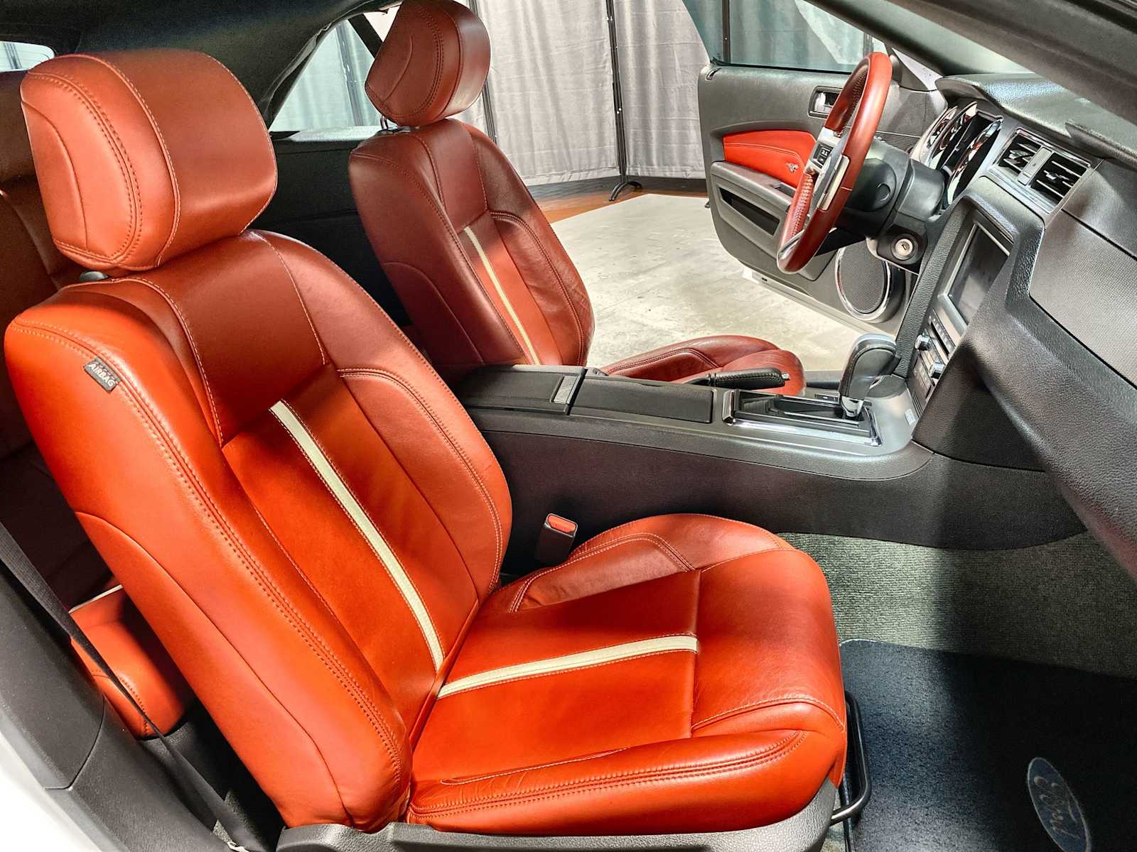 2014 Ford Mustang GT Premium 14