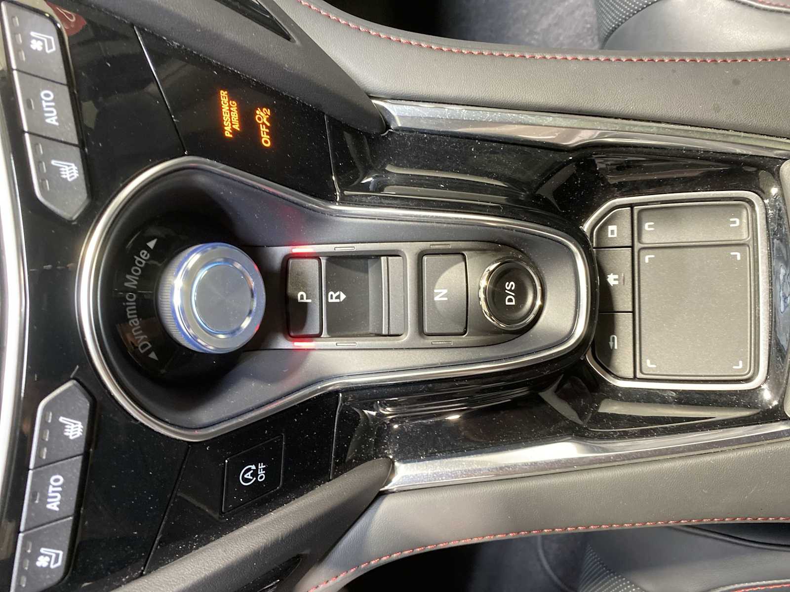 Thumbnail: 2023 Acura RDX - 17