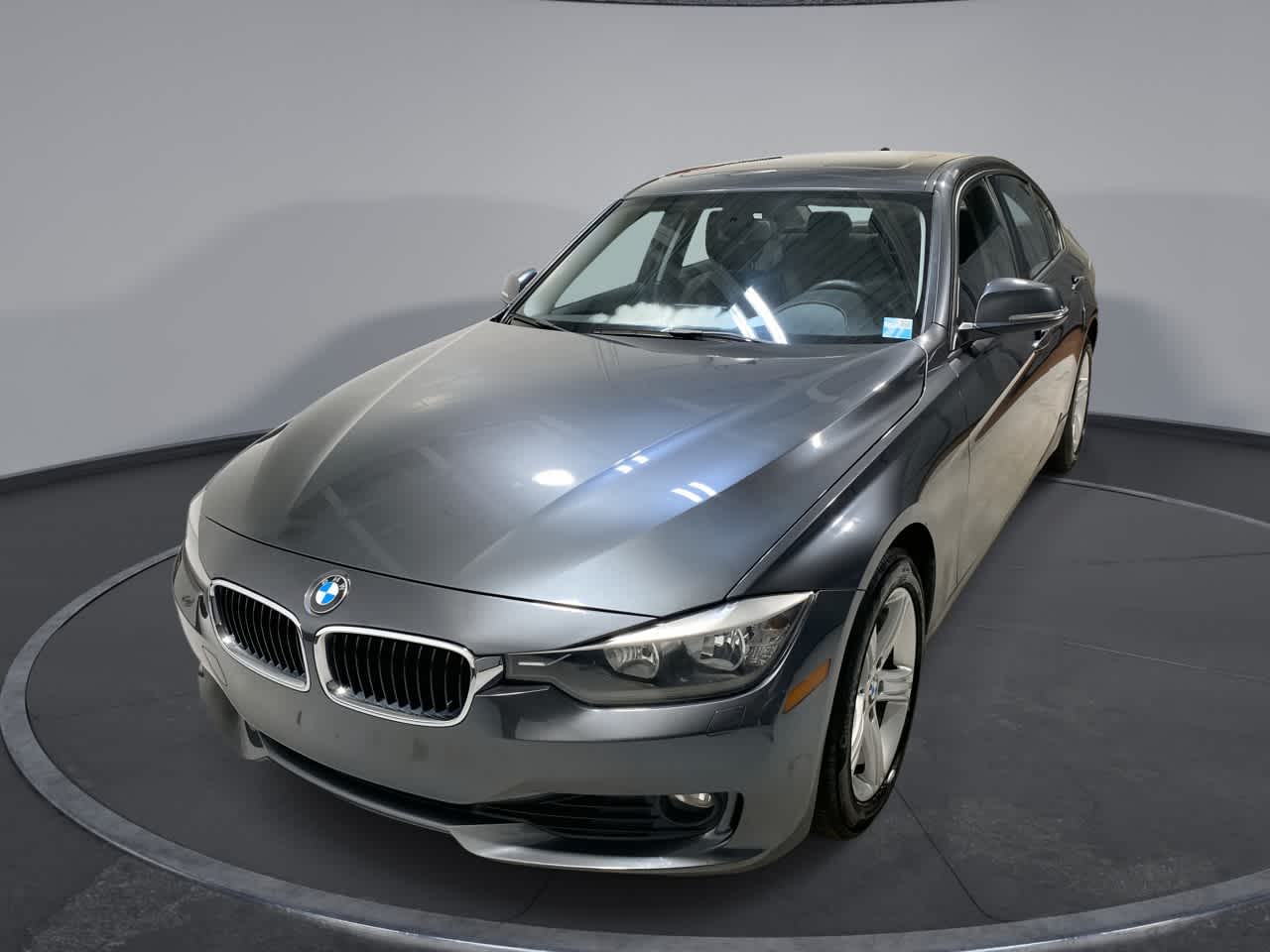 Thumbnail: 2013 BMW 3 Series - 1