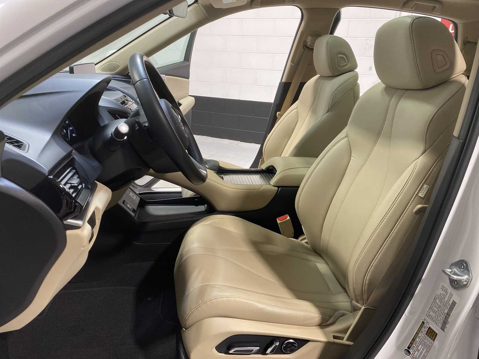 Thumbnail: 2023 Acura RDX - 11