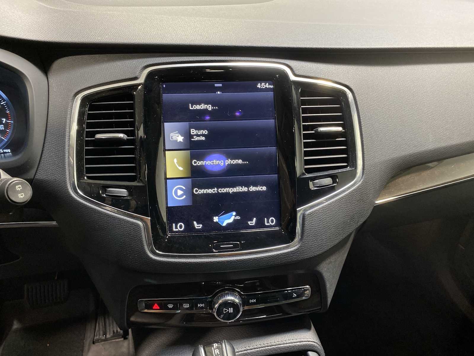 Thumbnail: 2017 Volvo XC90 - 16