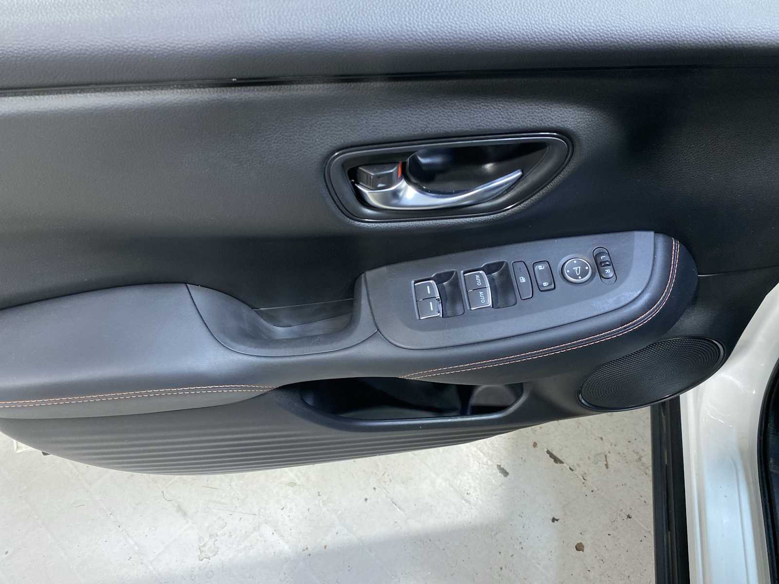 Thumbnail: 2023 Honda HR-V - 24