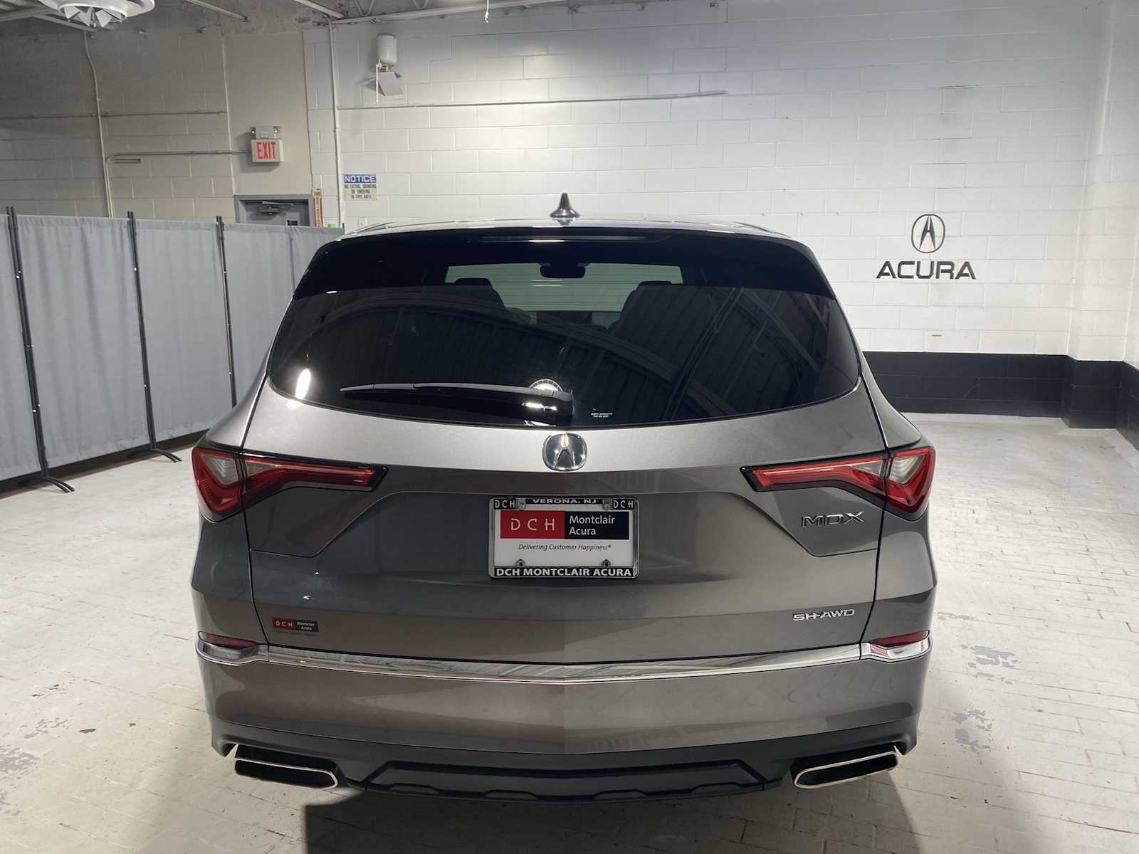 Thumbnail: 2023 Acura MDX - 5