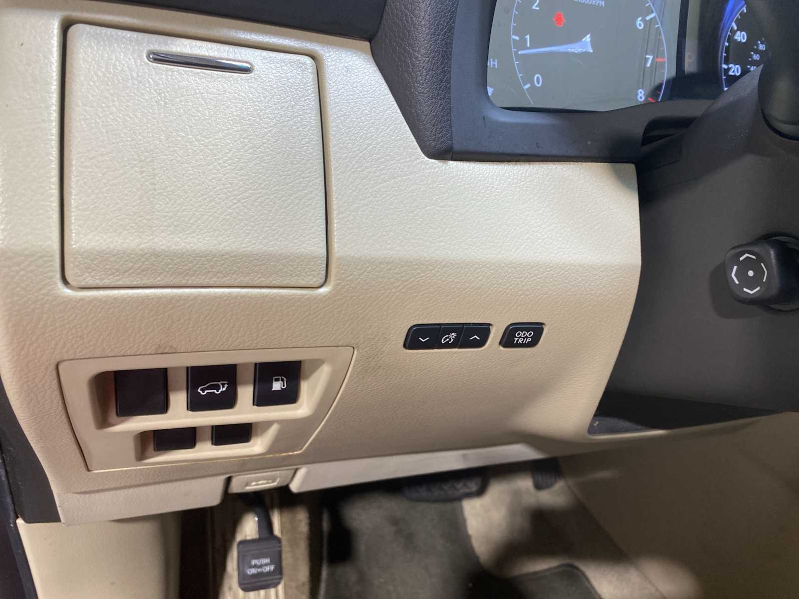 Thumbnail: 2010 Lexus RX - 24