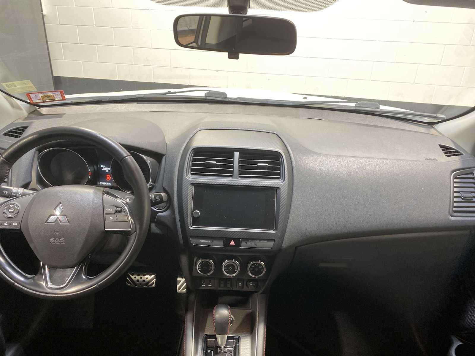 Thumbnail: 2019 Mitsubishi Outlander Sport - 10