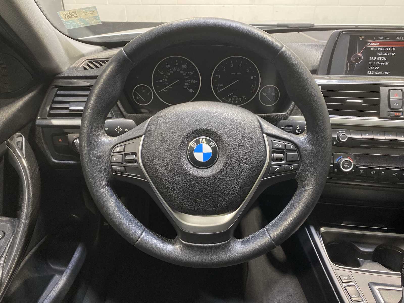 Thumbnail: 2015 BMW 3 Series - 15