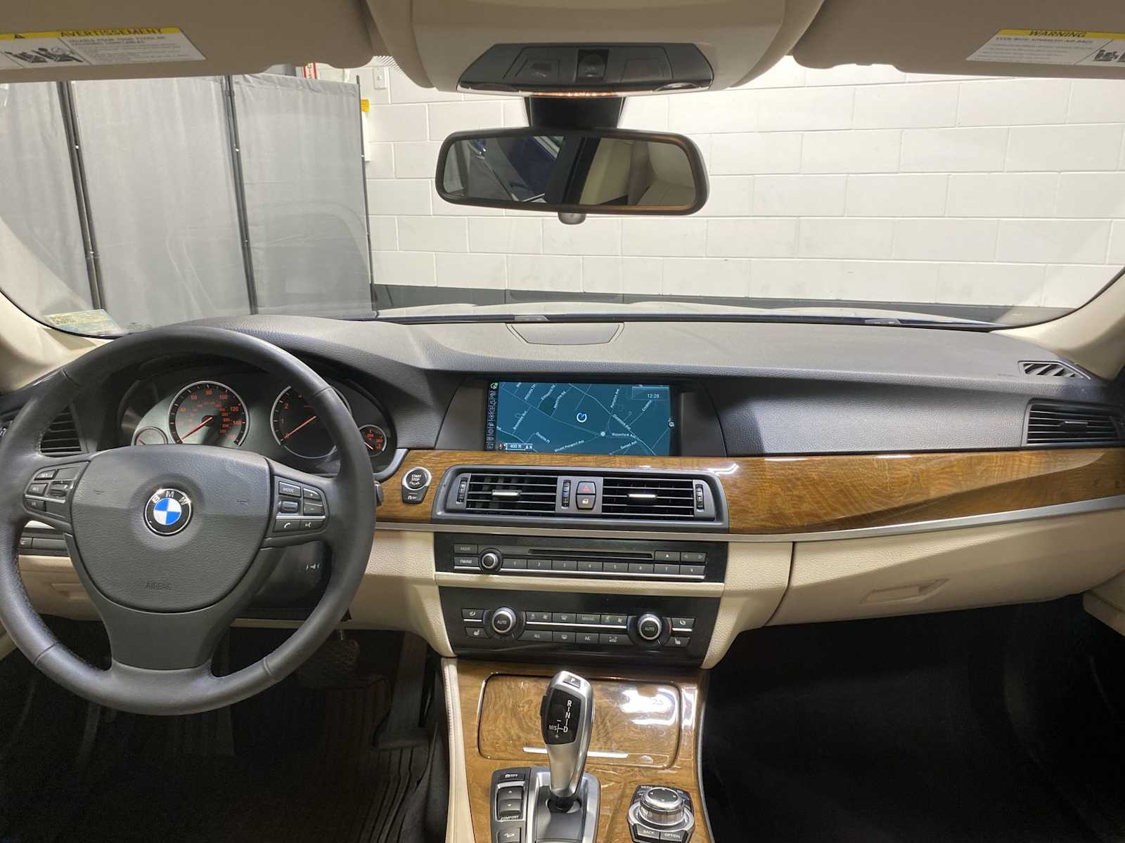 Thumbnail: 2013 BMW 5 Series - 9