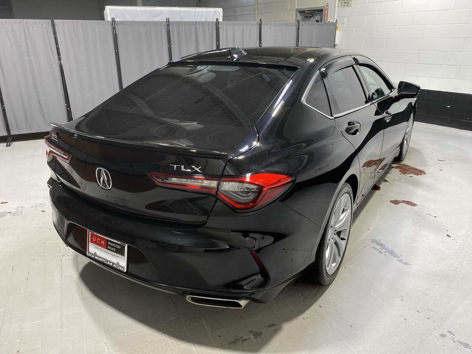 Thumbnail: 2022 Acura TLX - 26