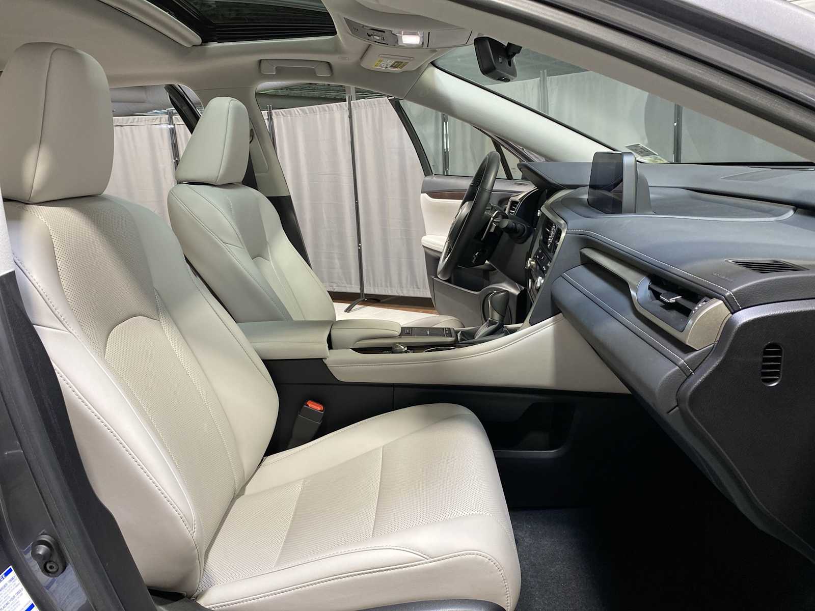 2022 Lexus RX  14