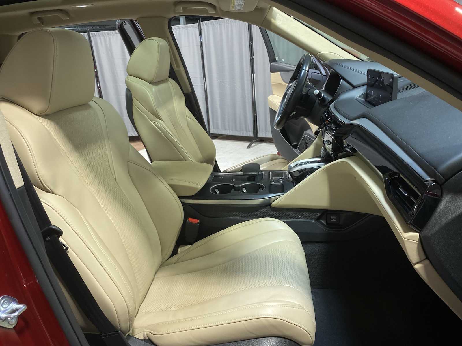 Thumbnail: 2023 Acura MDX - 14