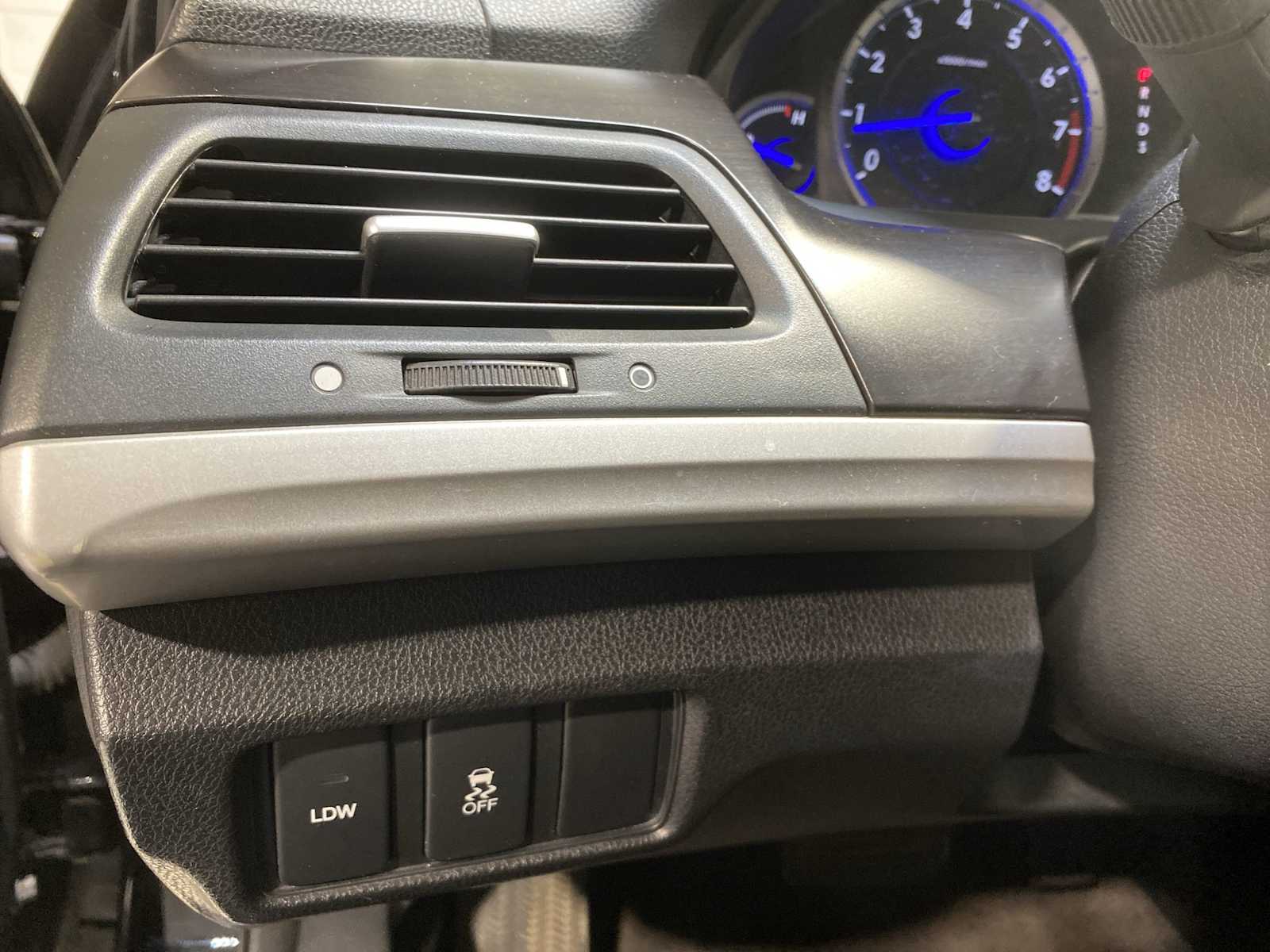 Thumbnail: 2015 Honda Crosstour - 24