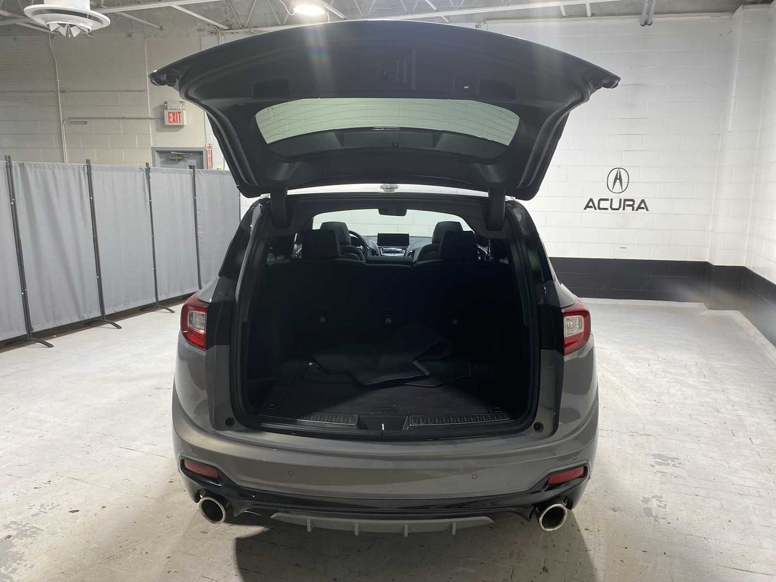 Thumbnail: 2025 Acura RDX - 19