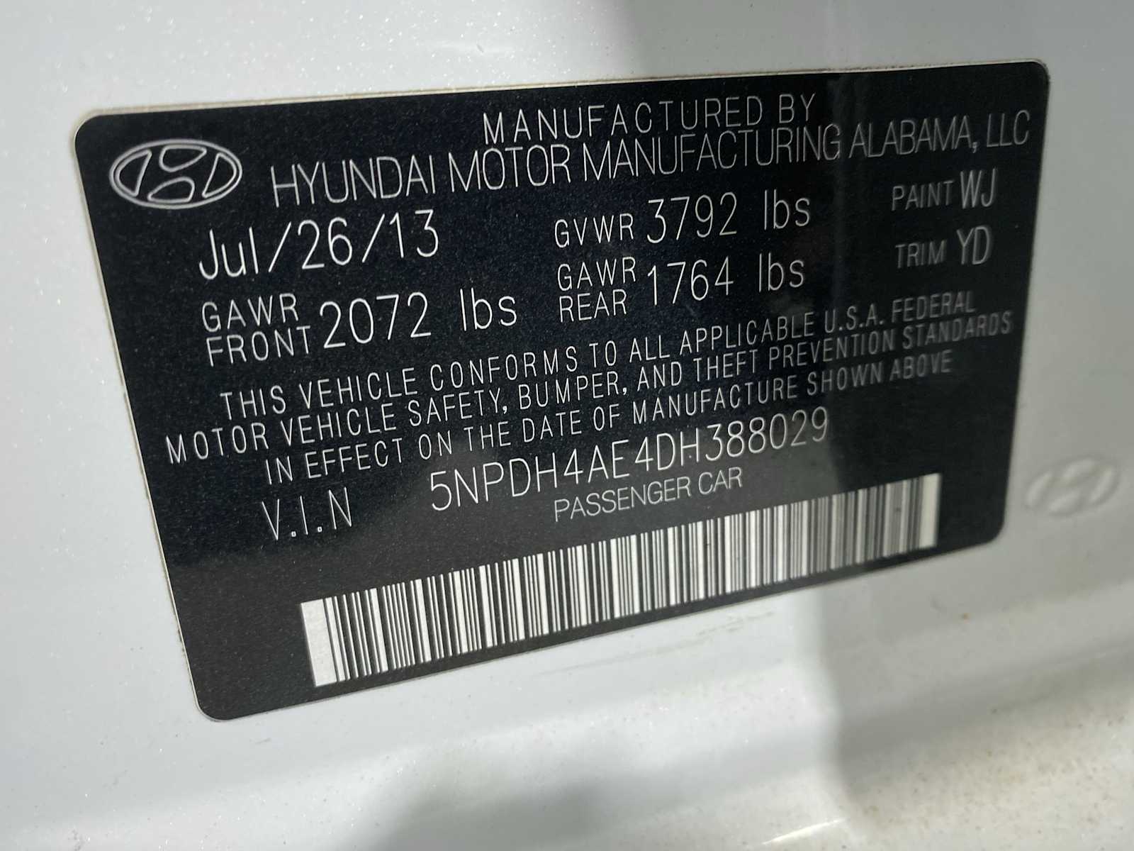 Thumbnail: 2013 Hyundai Elantra - 21