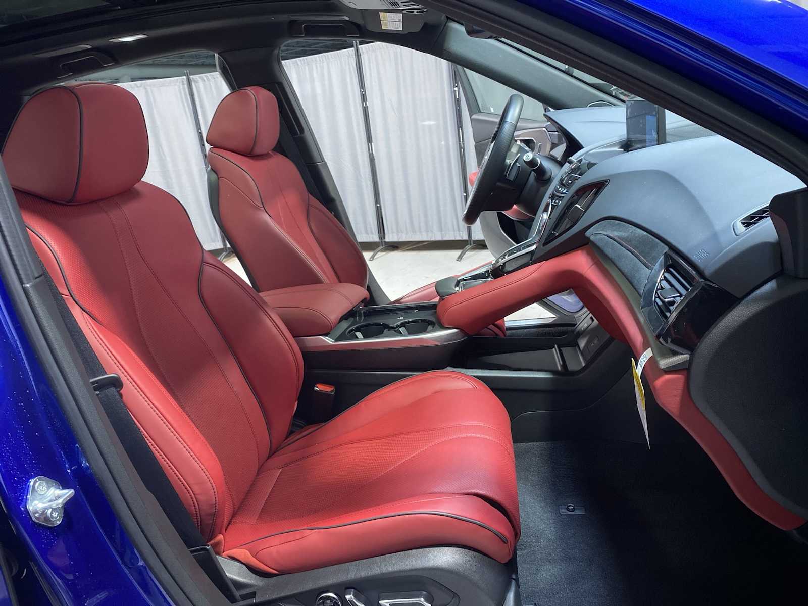 Thumbnail: 2025 Acura RDX - 14