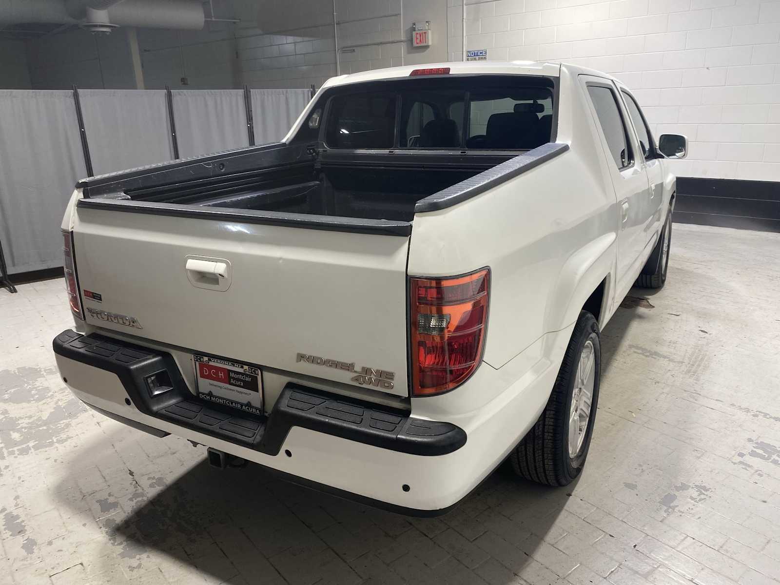 Thumbnail: 2014 Honda Ridgeline - 26