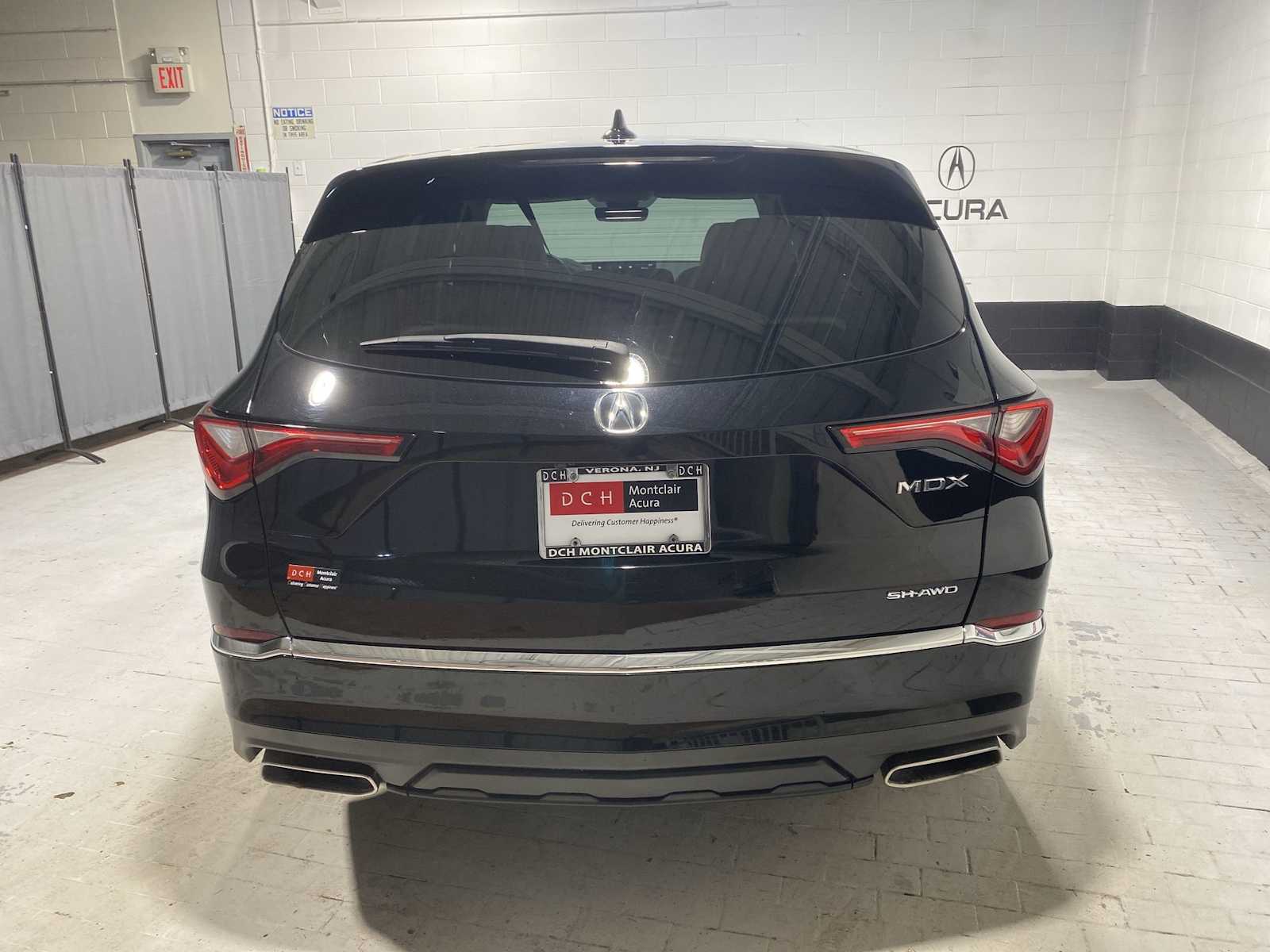 Thumbnail: 2023 Acura MDX - 5