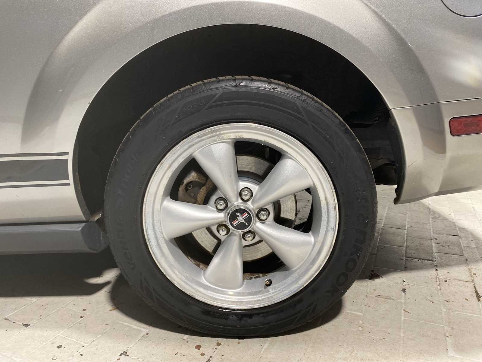 Thumbnail: 2008 Ford Mustang - 8