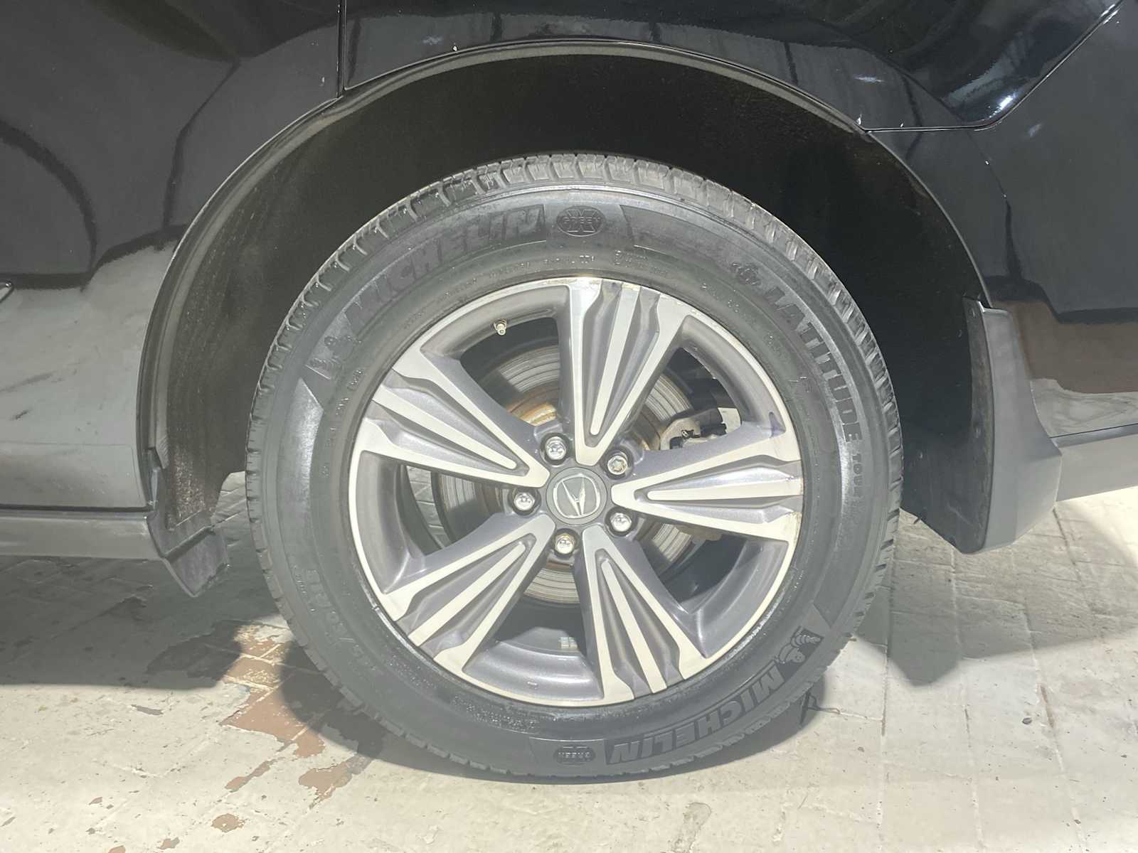 Thumbnail: 2019 Acura MDX - 8