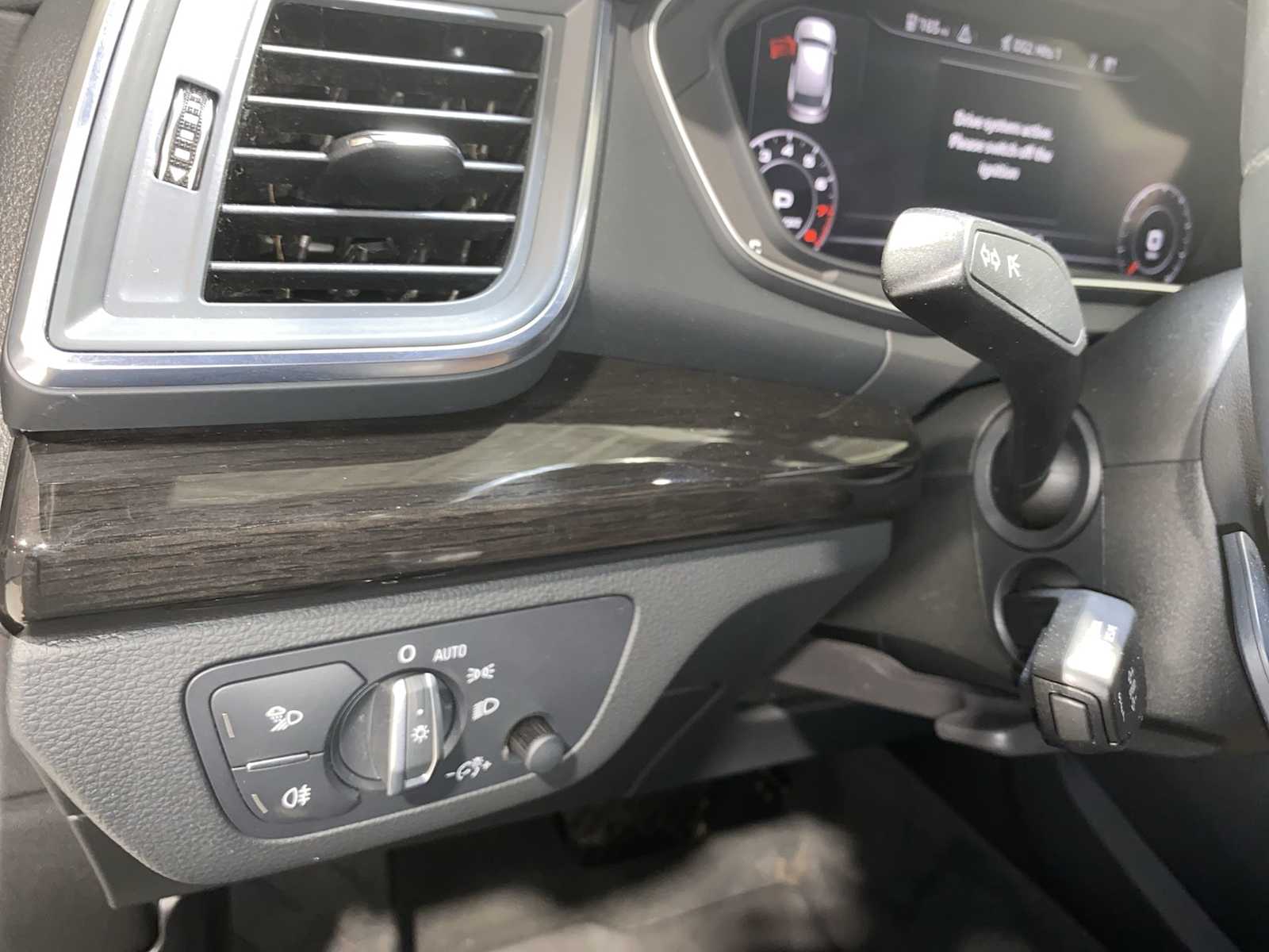 Thumbnail: 2019 Audi Q5 - 24