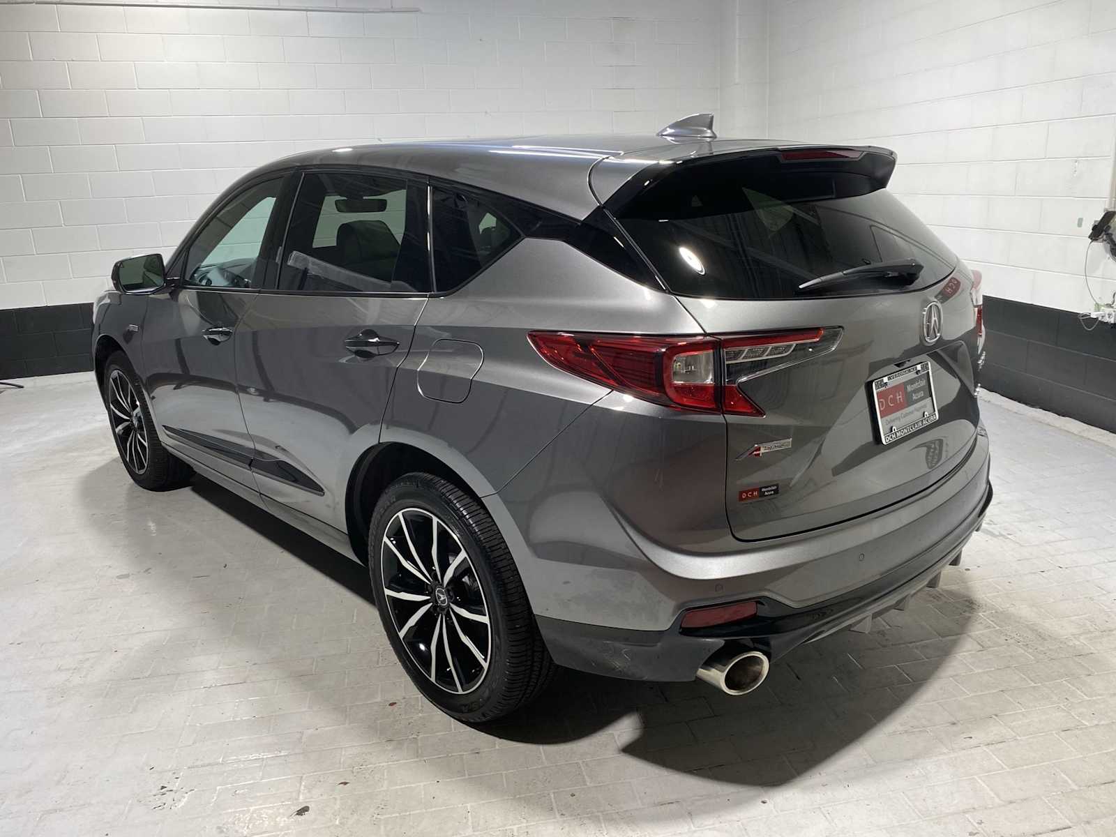 Thumbnail: 2025 Acura RDX - 4