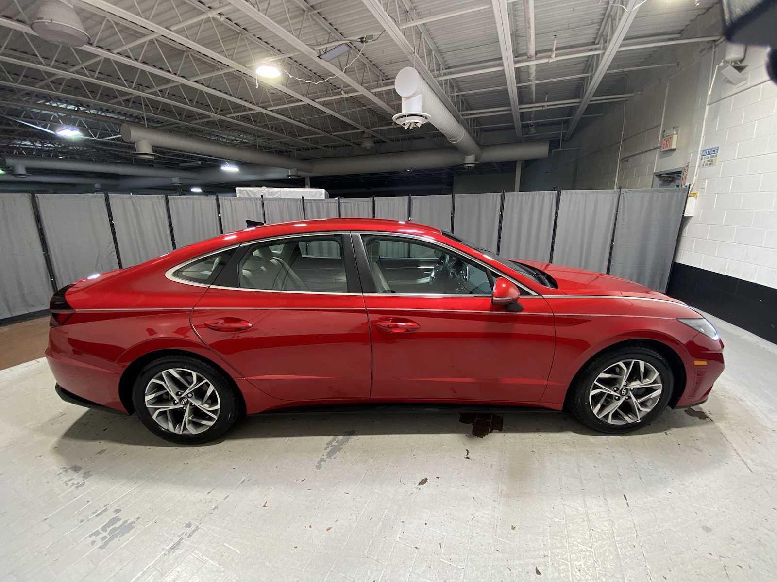 Thumbnail: 2022 Hyundai Sonata - 27