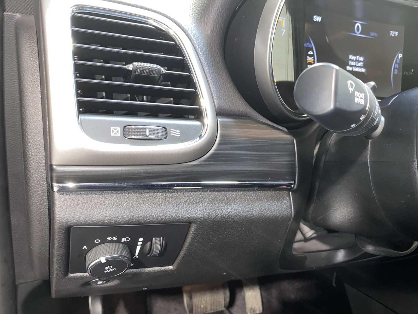 Thumbnail: 2019 Jeep Grand Cherokee - 24